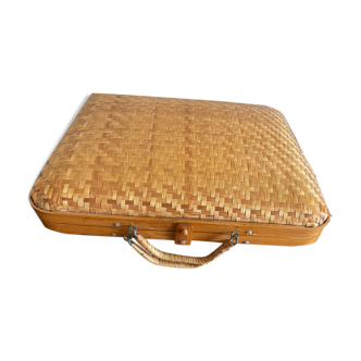 Wicker suitcase case