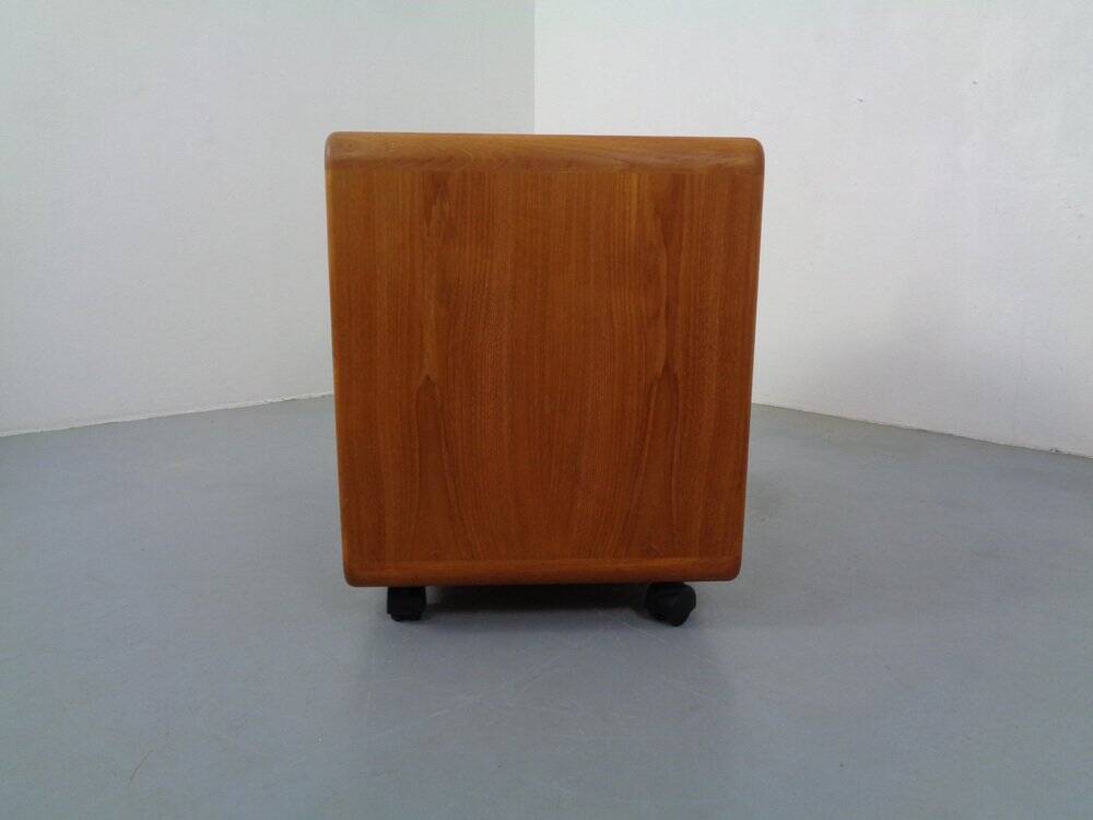 Small rollable teak media sideboard from Dyrlund, 1970s