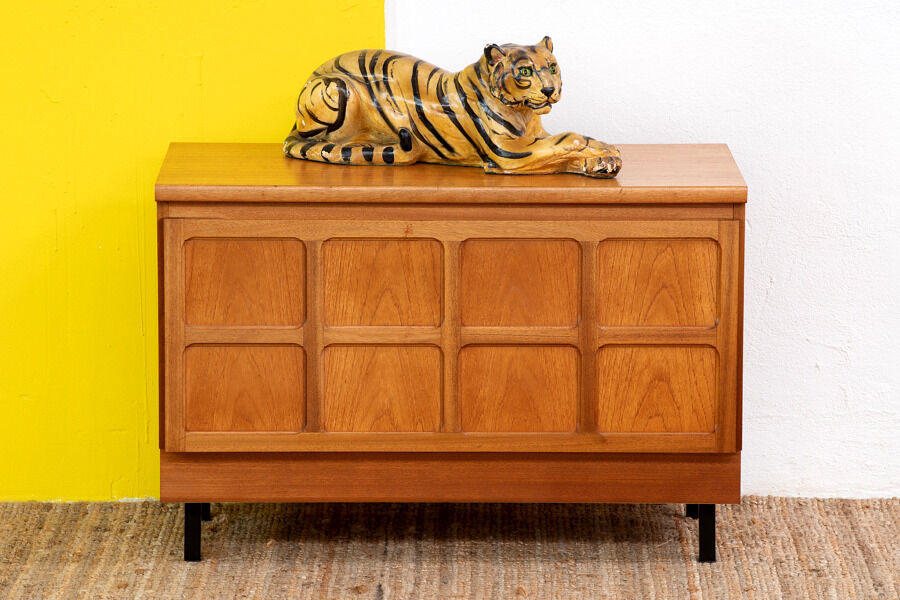 Scandinavian sideboard 90.5 cm