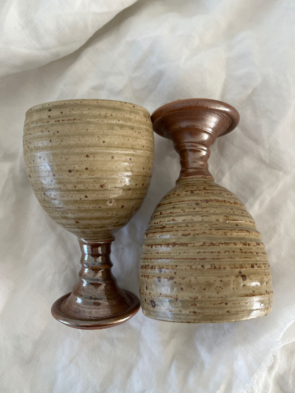 Verres à pied en grès