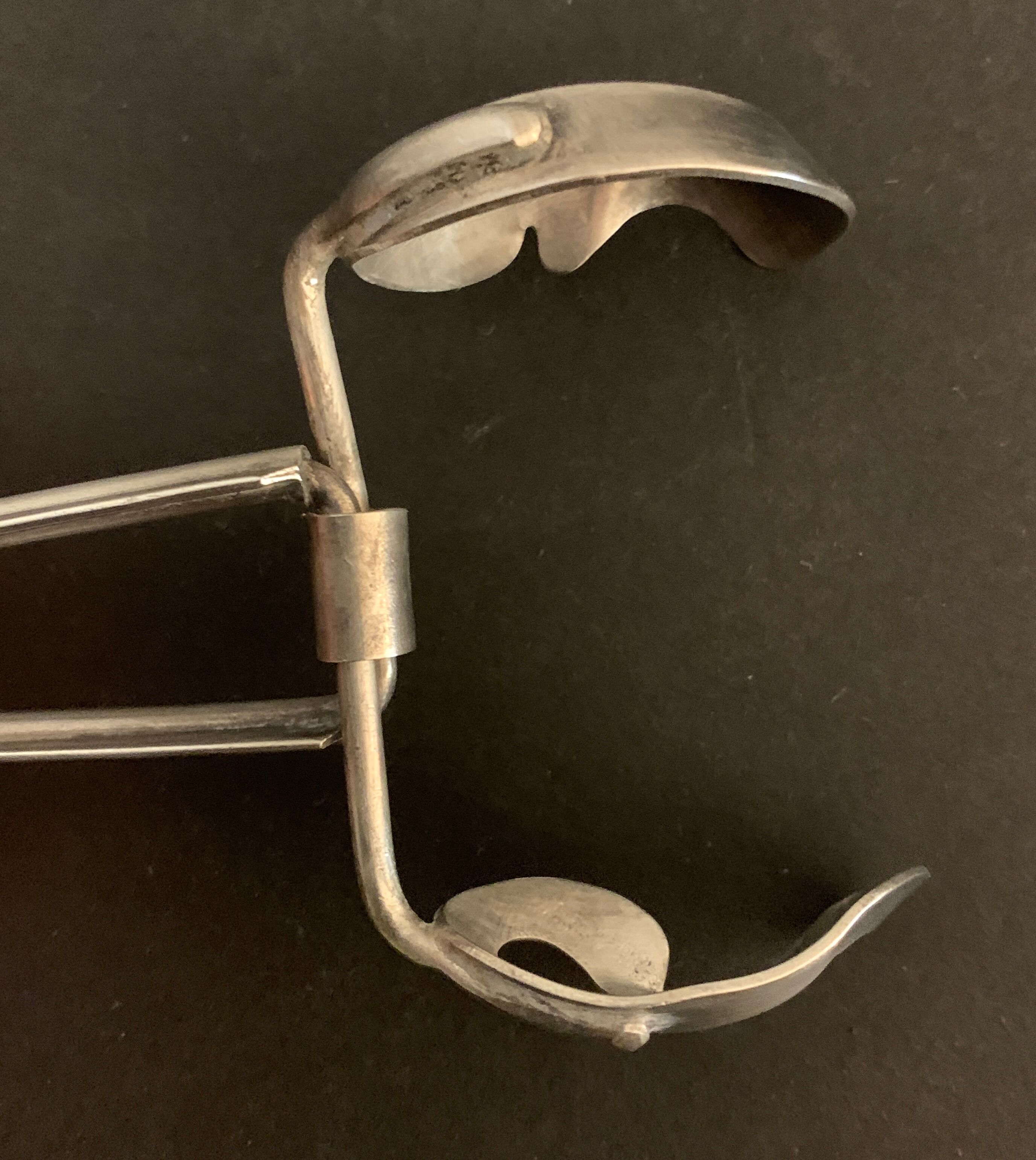 6 silver metal snail clips in their original box