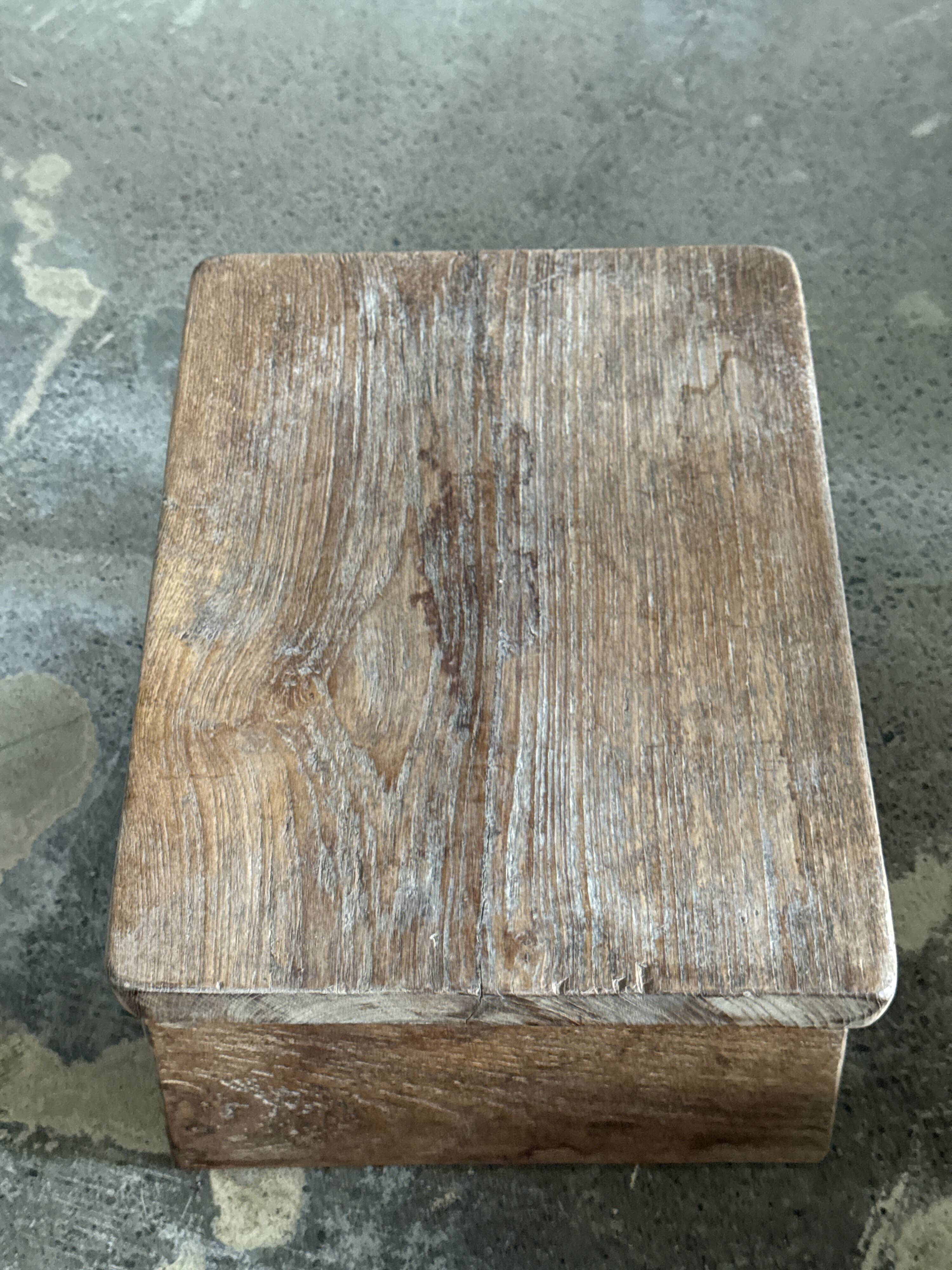 Small auxiliary stool in light antique teak (3302)