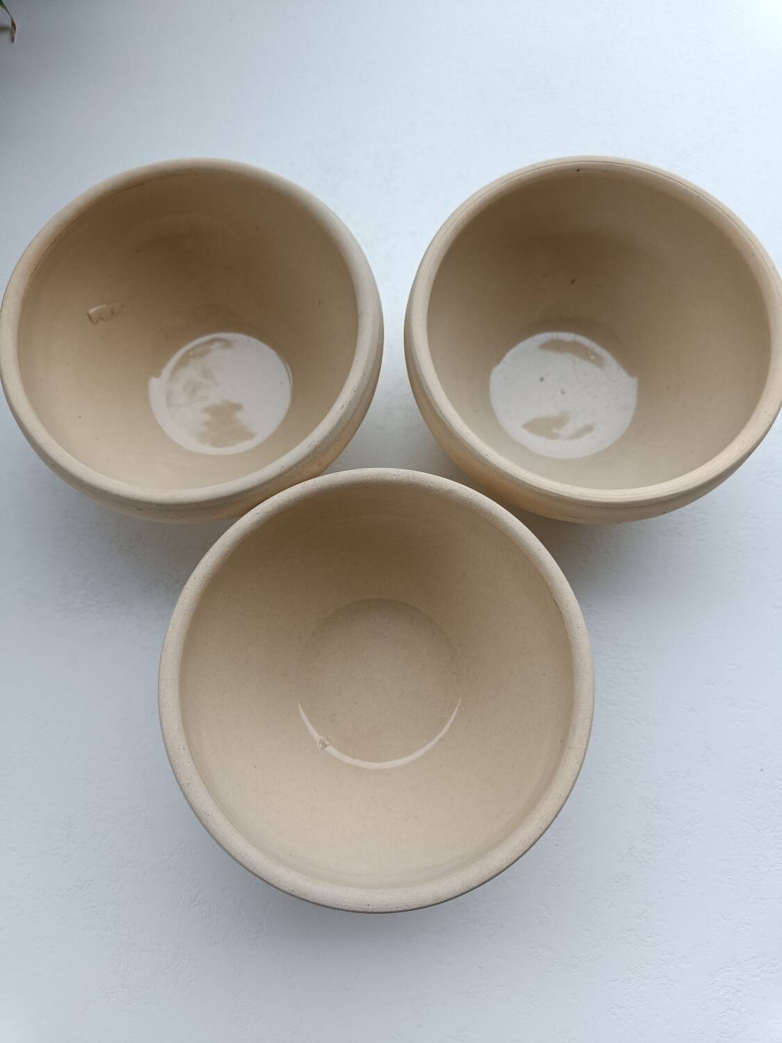 Set of Digoin salad bowls