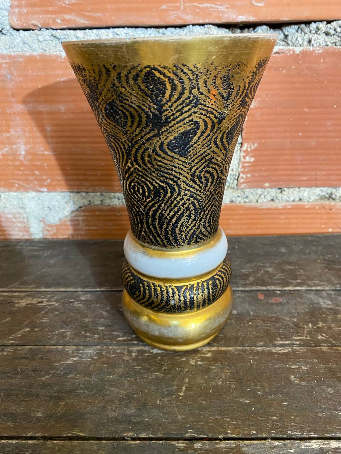 Ancient vase monaco glass polychrome black + gold vintage