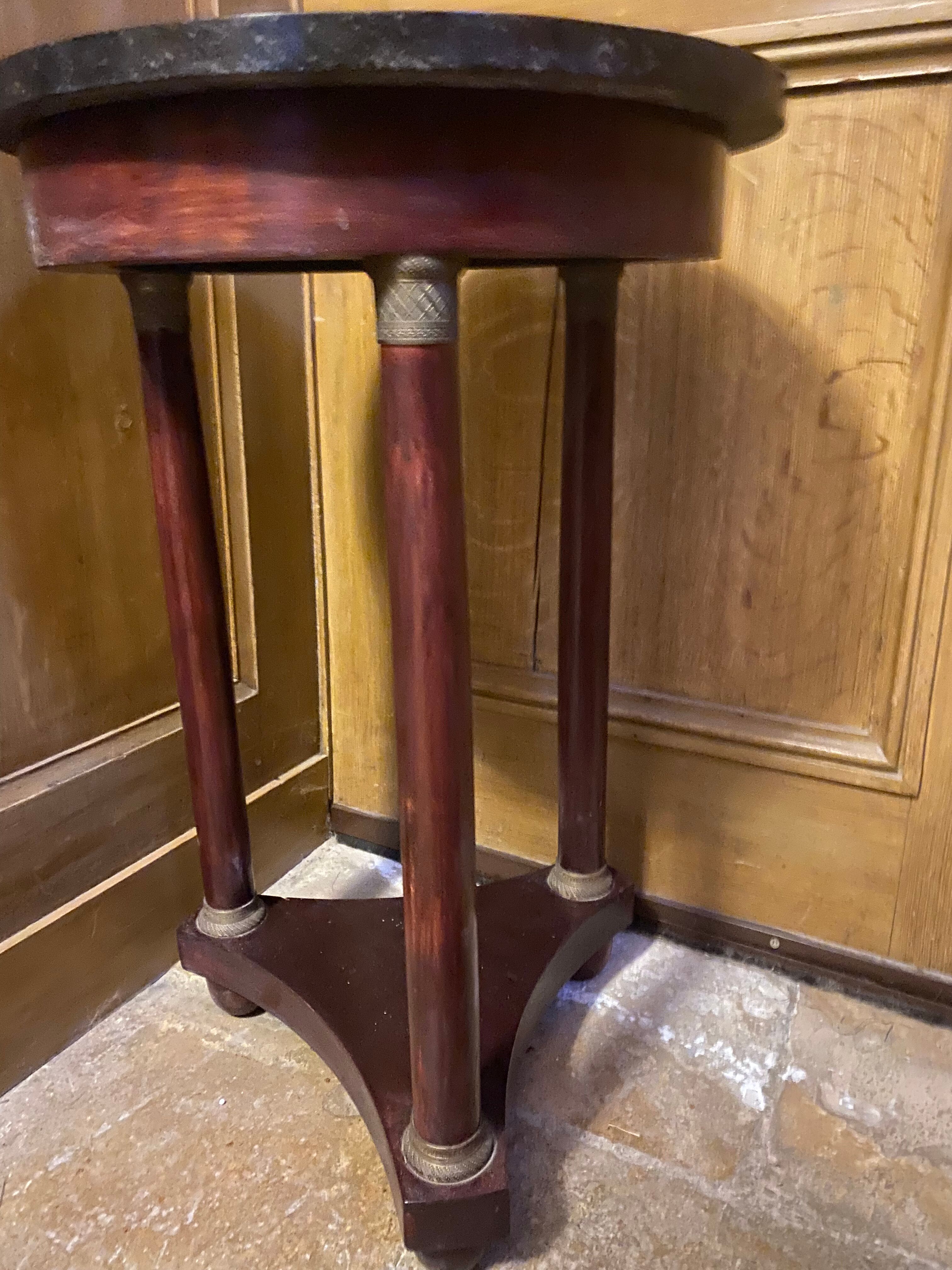 Empire accccajou pedestal table, marble top