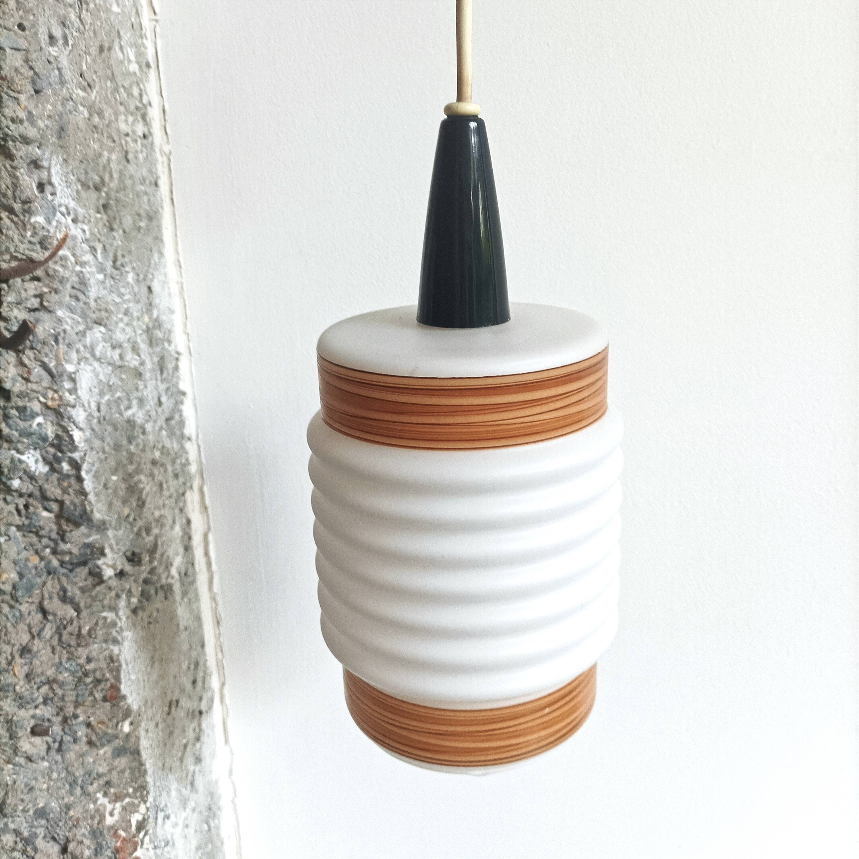 Suspensions opaline scandinave dlg Louis Kalff
