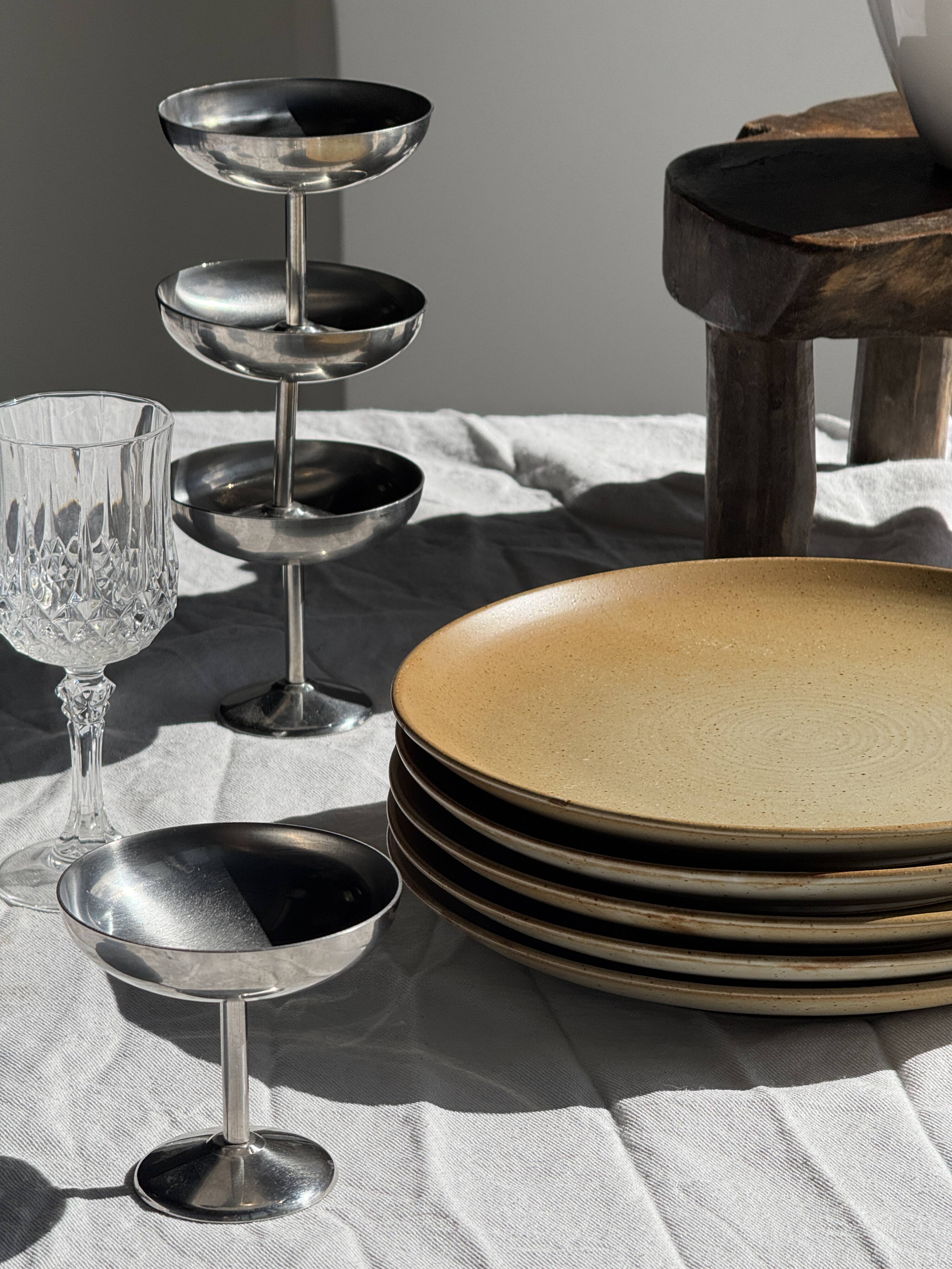 Set of 6 stoneware plates Village France D24