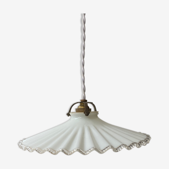 Suspension en opaline blanche