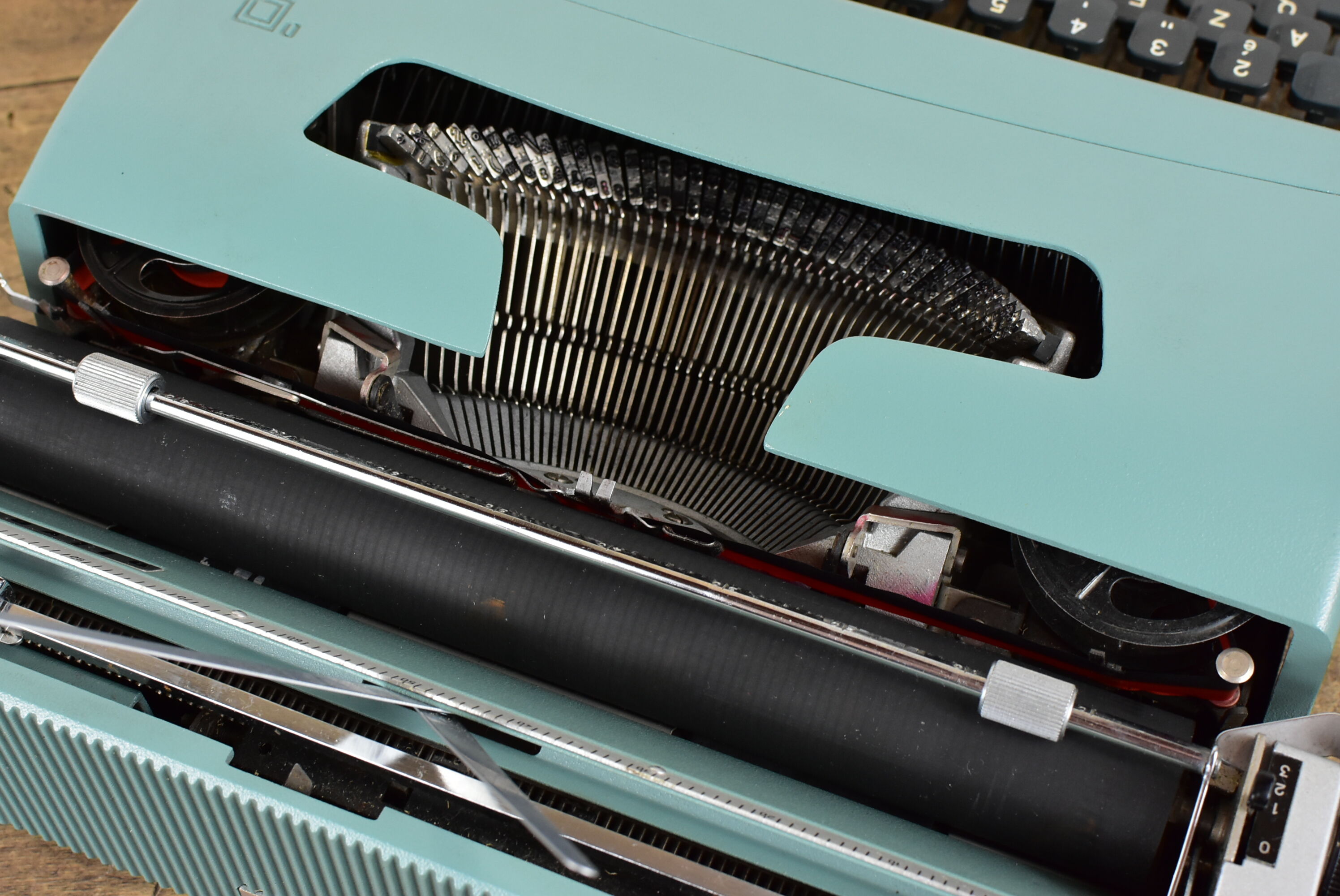 Lettera 32 typewriter.