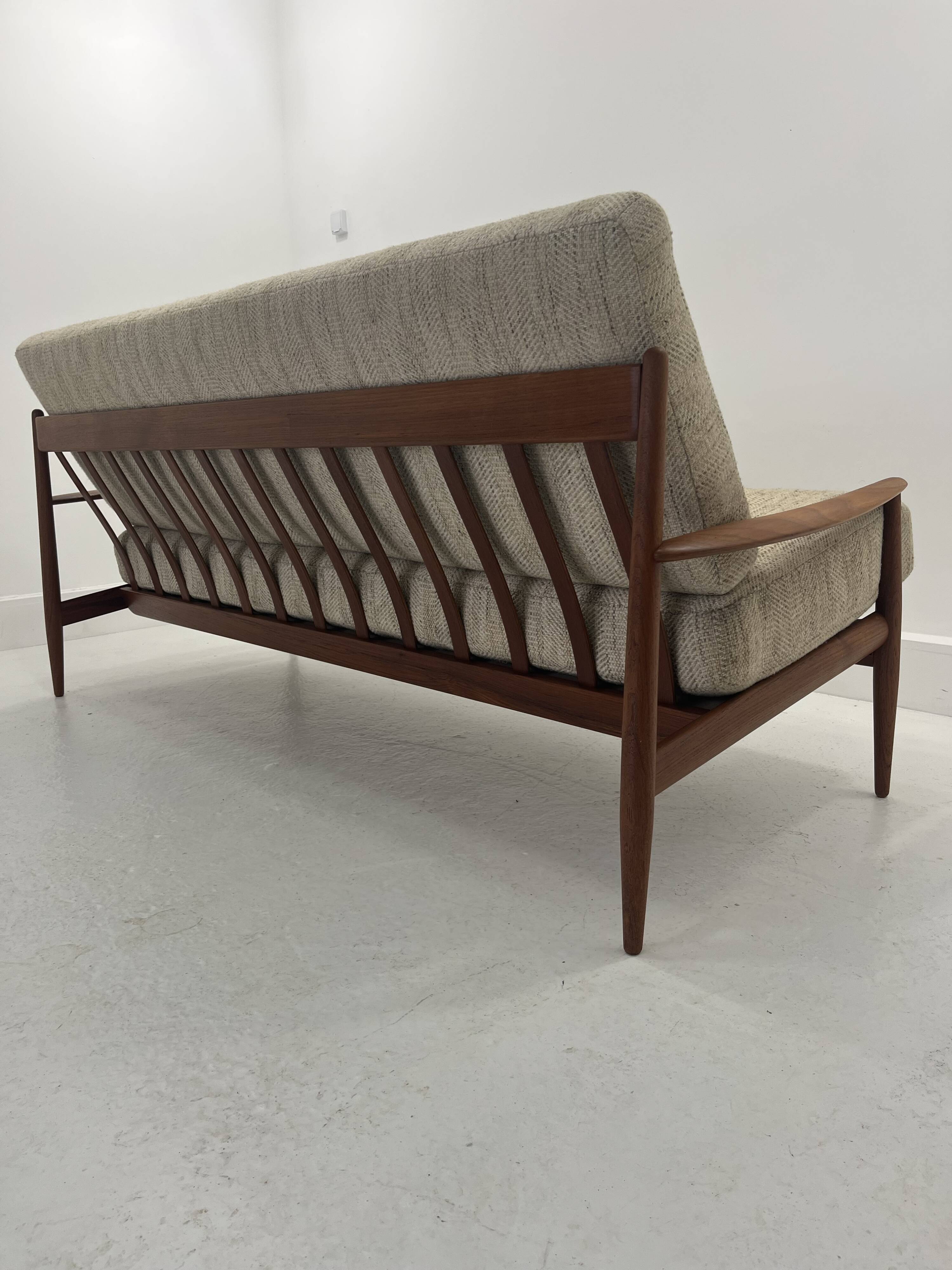 Teak Sofa FD 118 by Grete Jalk for France & Daverkosen, 1950s
