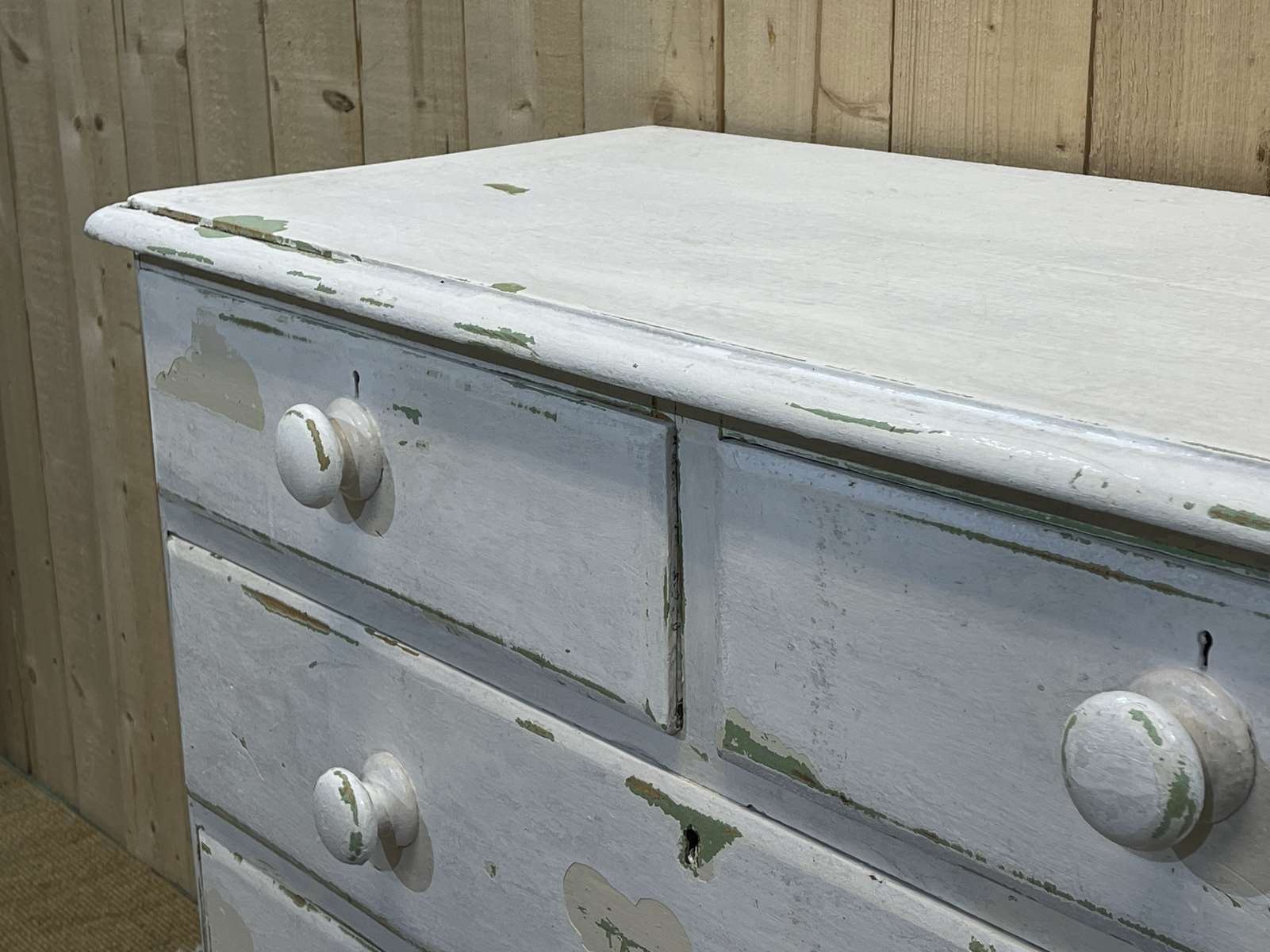 Victorian chest of drawers nineteenth in fir