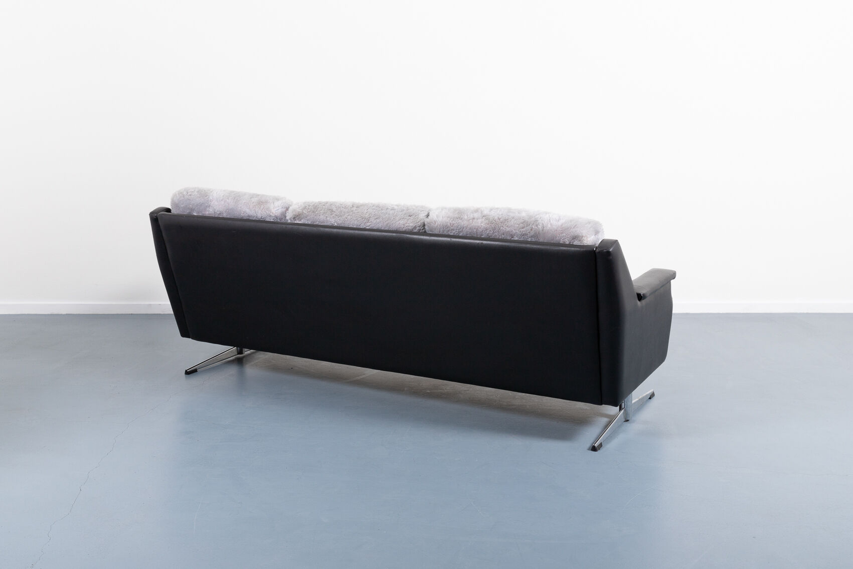 Vintage 'Plush' sofa 1960s