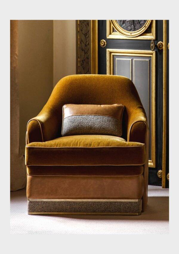 Mathurins Armchair Red Edition
