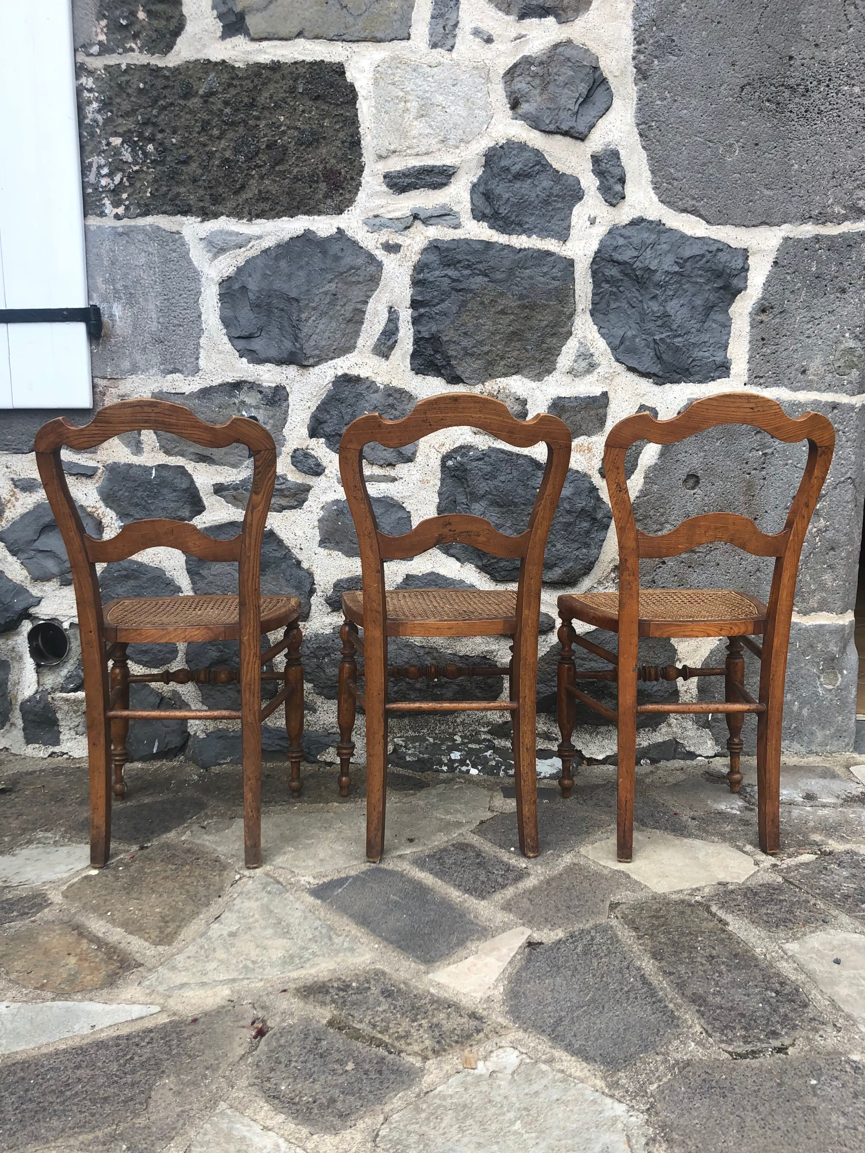 Set of 5 canned bistro chairs