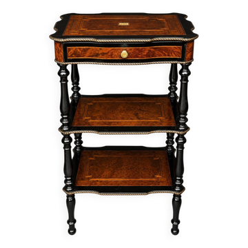 Napoleon III shelf table. Fine marquetry, mother-of-pearl inlay and gilded bronze decoration.