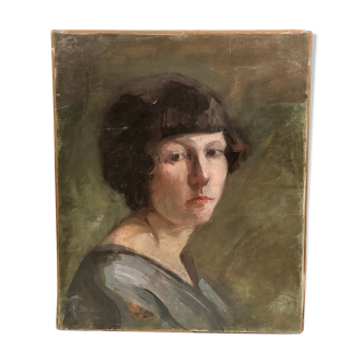 Portrait d'une jeune femme circa 1930