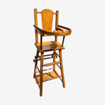 Chaise haute pour poupée en bois avec boulier