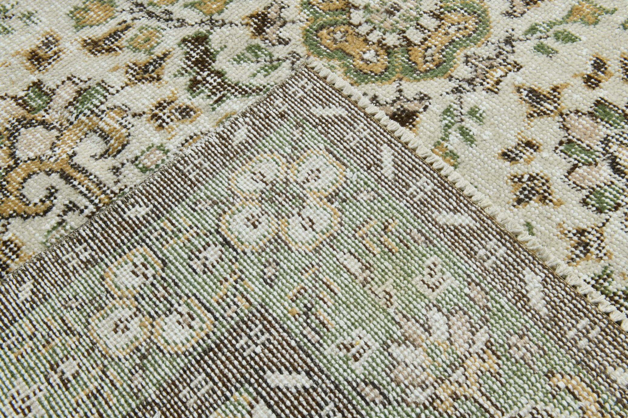 Turkish Floral Pattern Vintage Rug, 196x325Cm