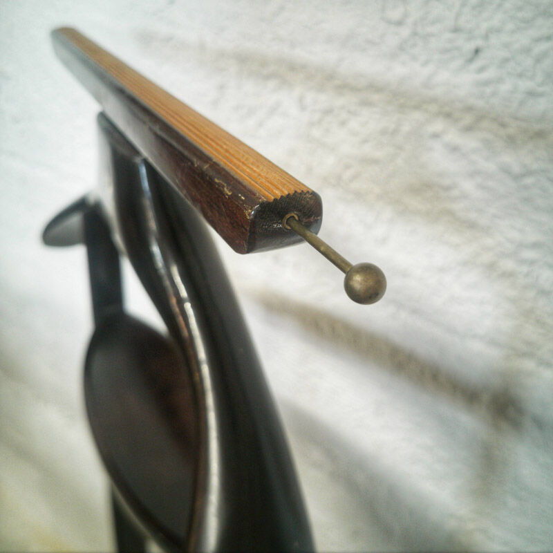 Vintage Night Valet Reguitti