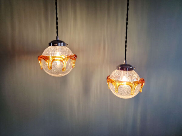 Paire de suspensions Space Age en verre de Murano soufflé bullé, 1970