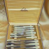 24 Art Deco knives meat and Desert