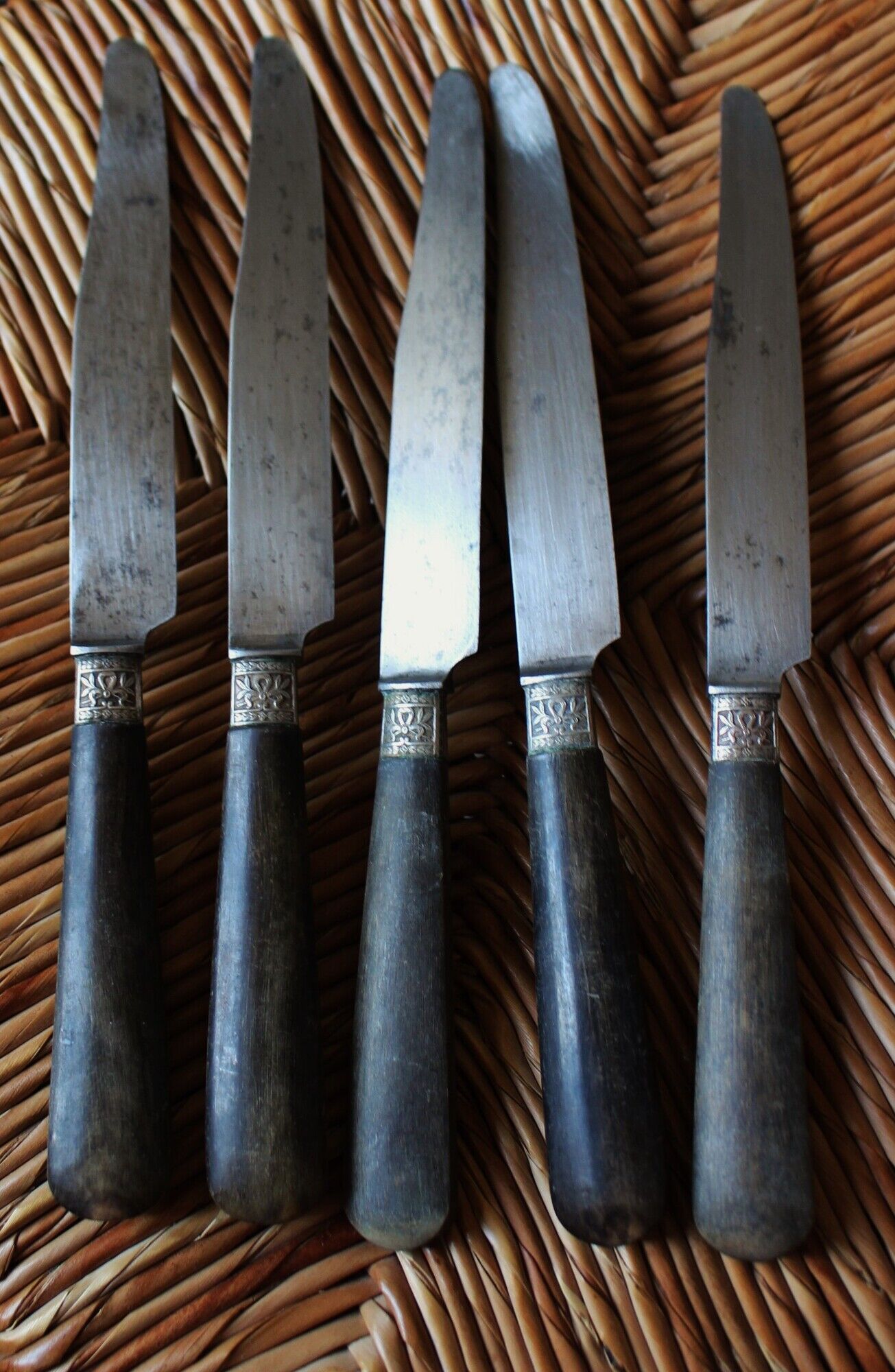 Lot 12 old knives handle wood fontenille 1034 drop viroles