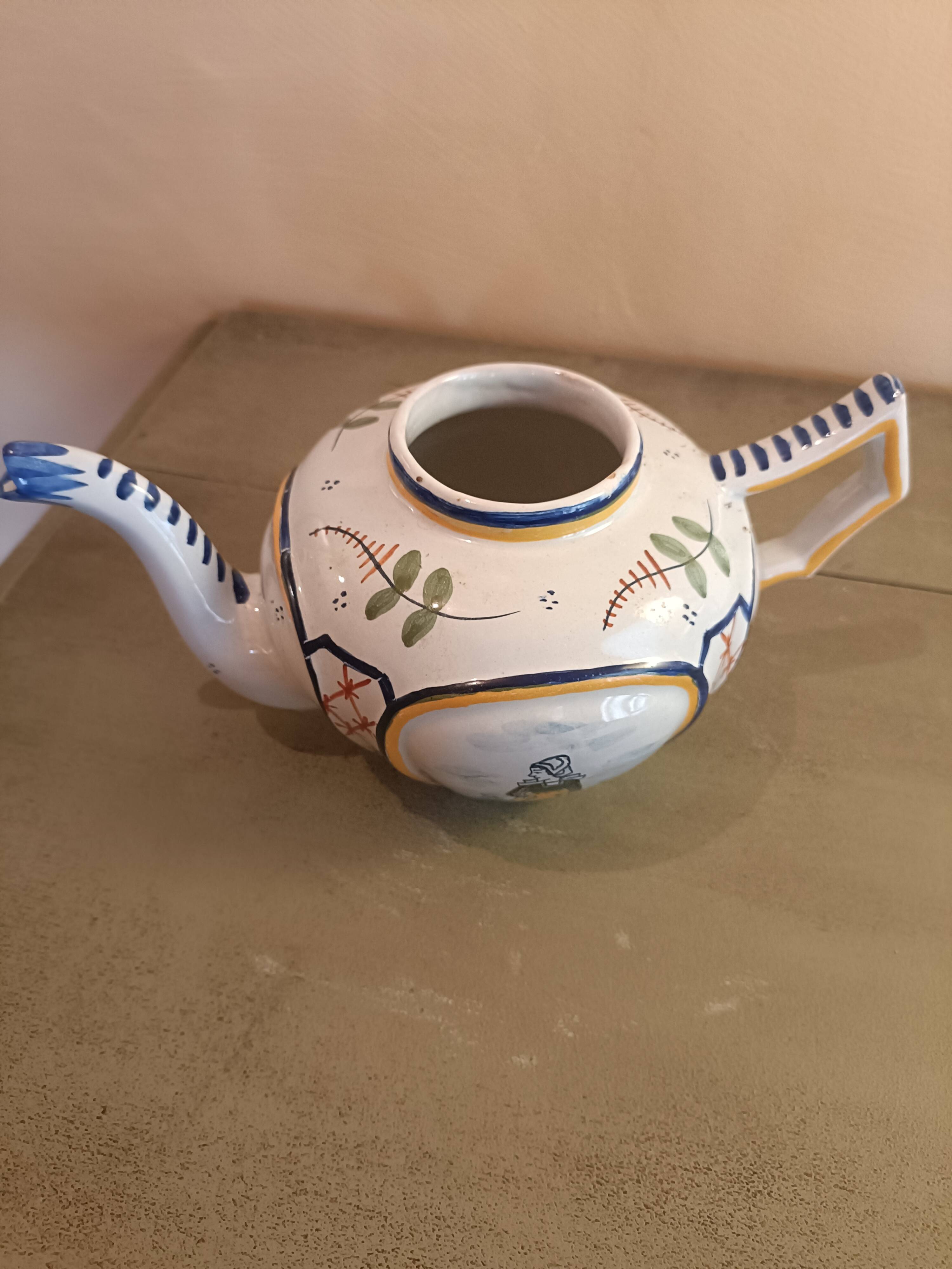 Théière ancienne Henriot Quimper