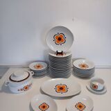 Table service in bavaria porcelain, 70s.