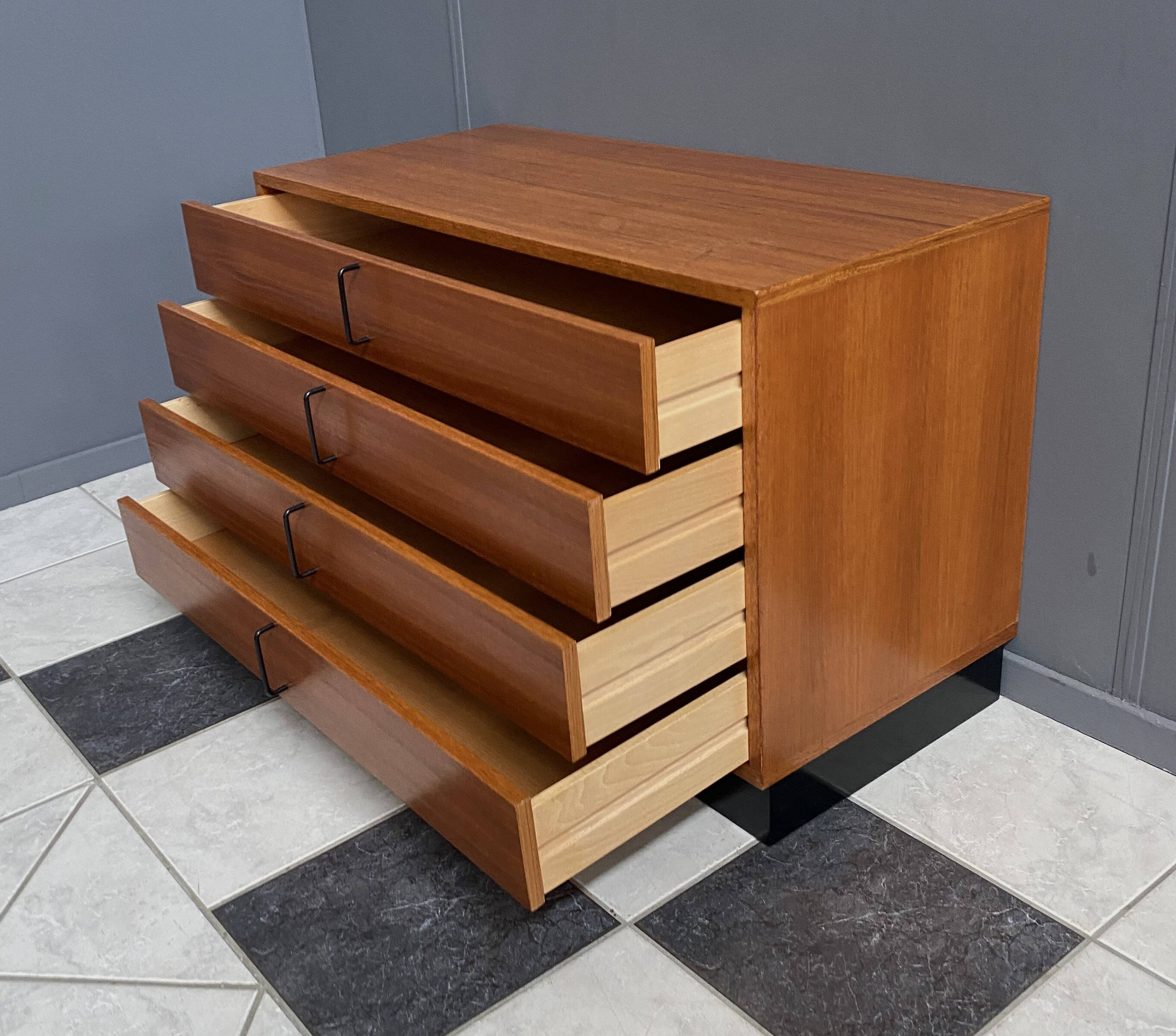 Gunter Renkel chest of drawers, 1960s, for Renko Möbel.