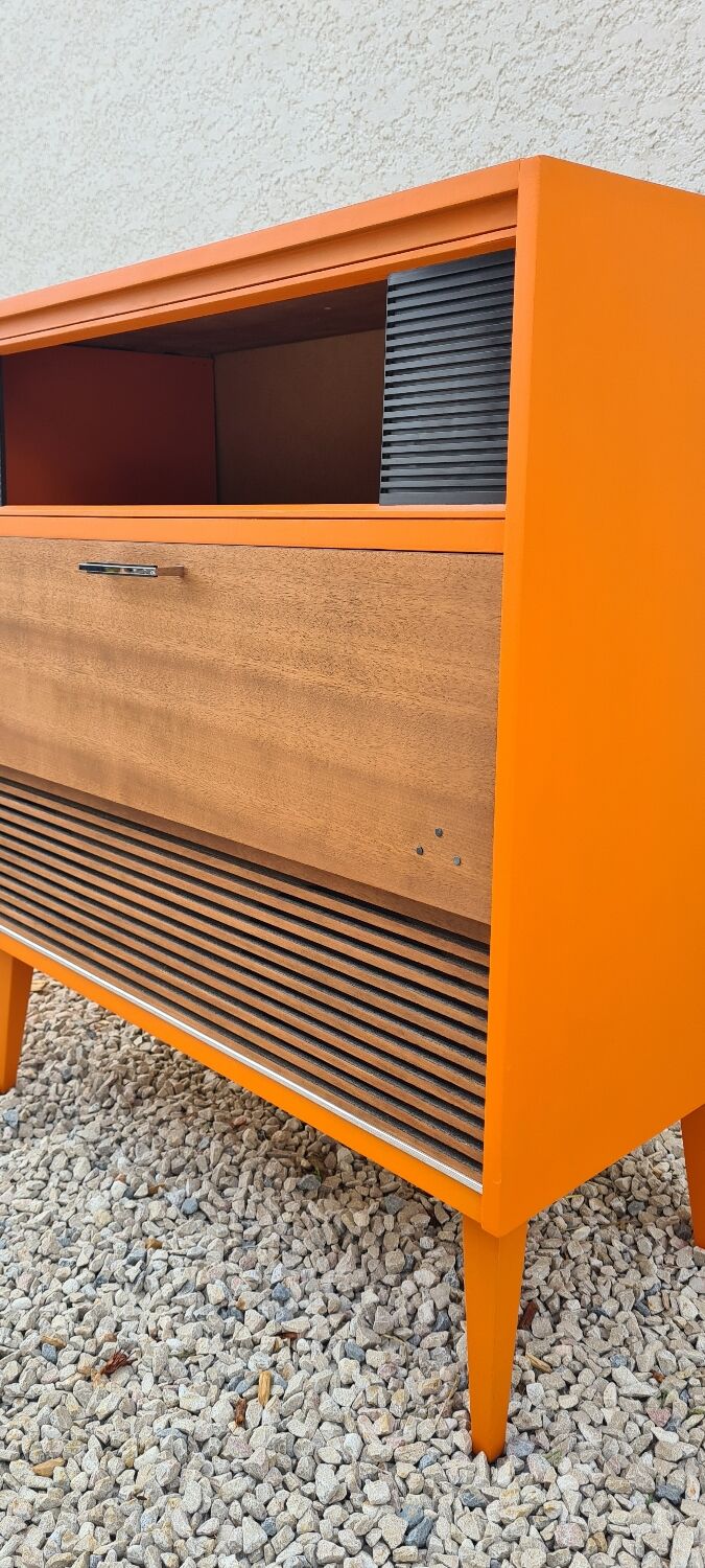 Hi-fi unit redesigned into storage unit