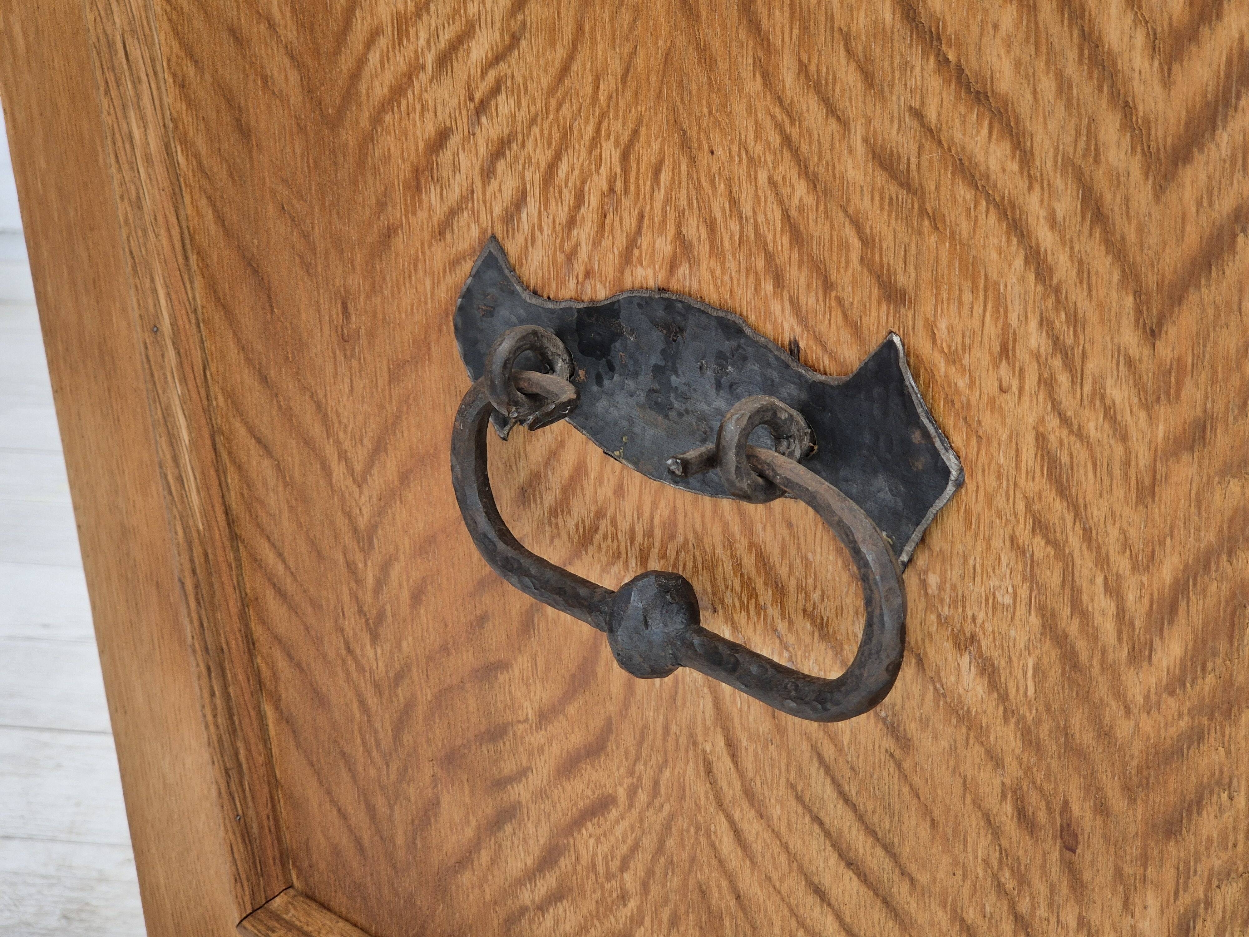 1960s, Danish 2 seater sofa, furniture wool, oak wood, orginal condition.