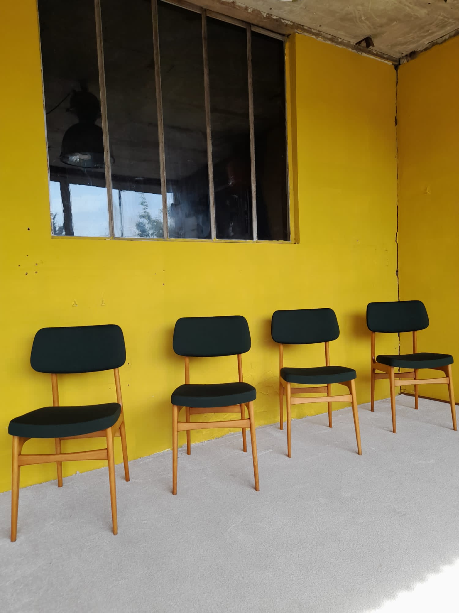4 Stella chairs in Scandinavian style around 1960