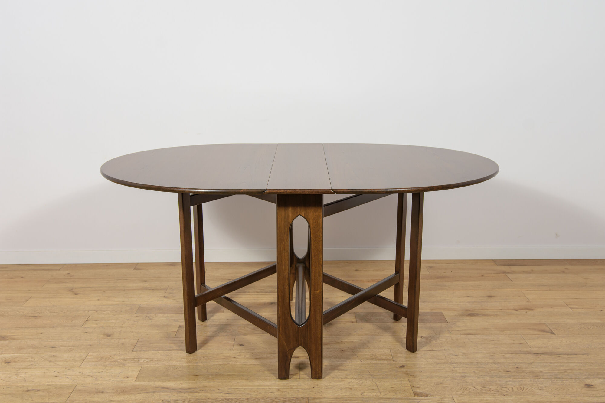 Mid-Century Teak Extending Dining Table from Jentique, United Kingdom, 1960s
