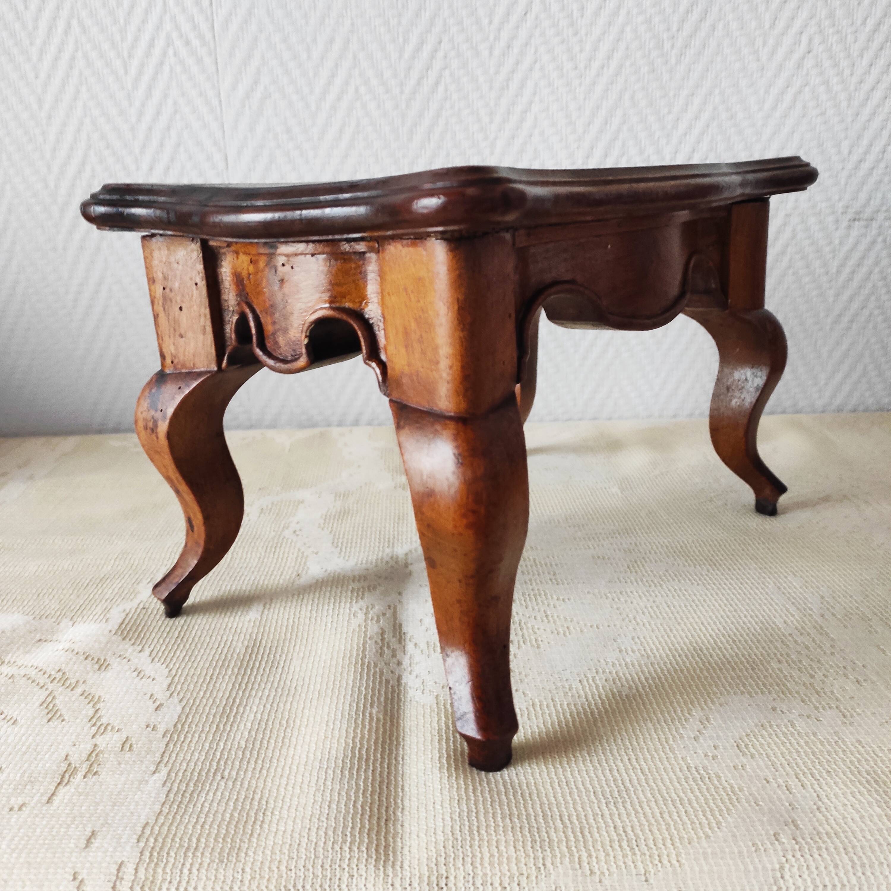 Antique solid wood footstool – Louis XV style, curved legs