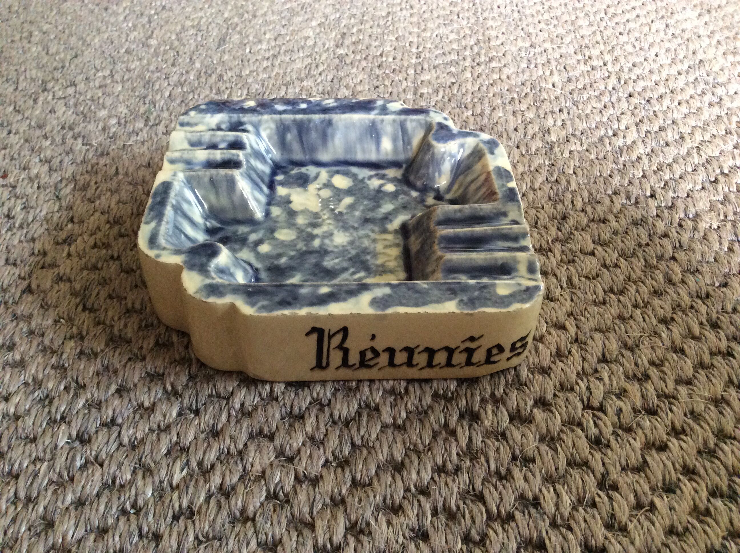 Ceramic ashtray