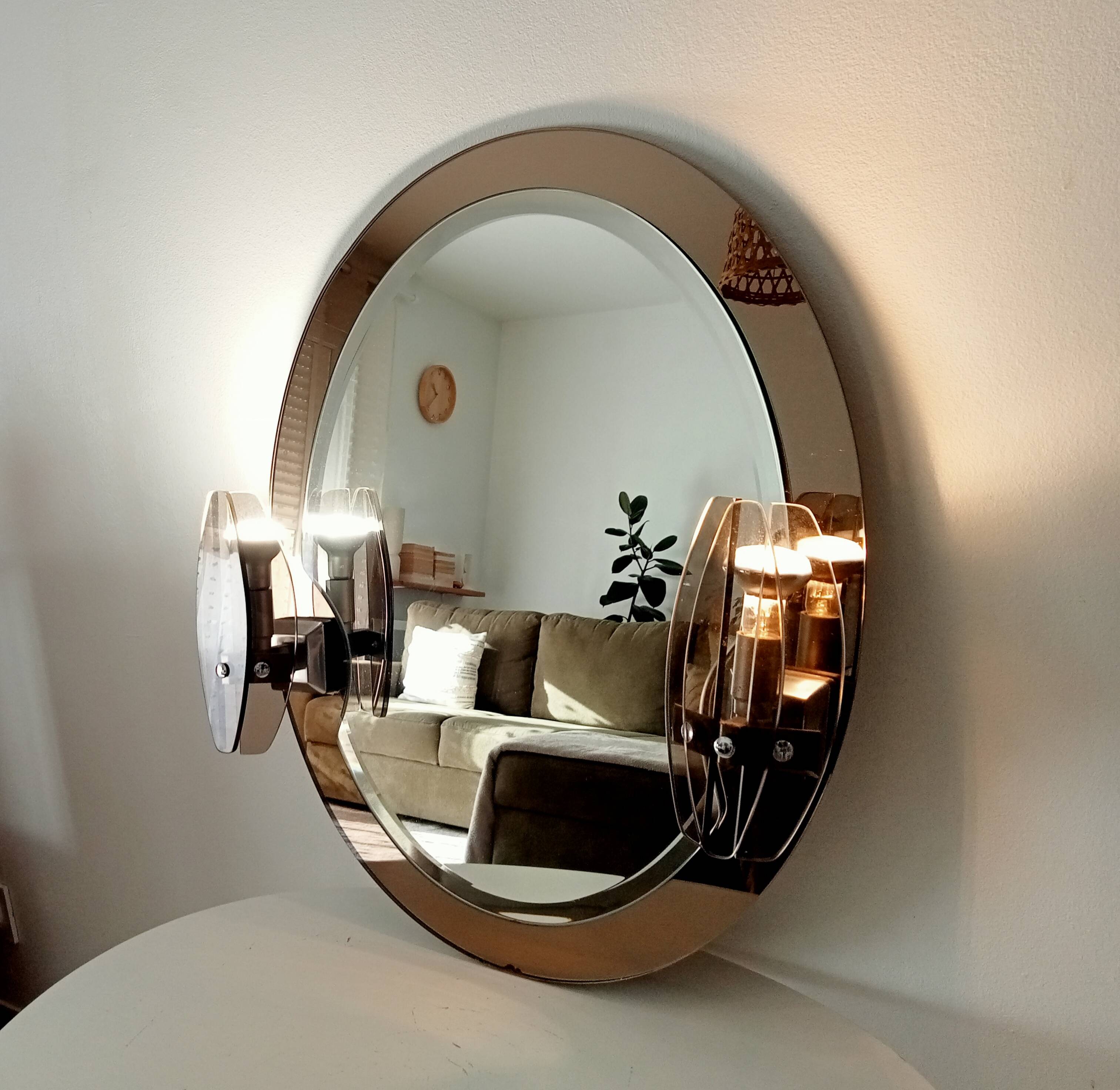 Bevelled illuminated mirror by Antonio Lupi, Luxor crystal, Italy, 1960s.
