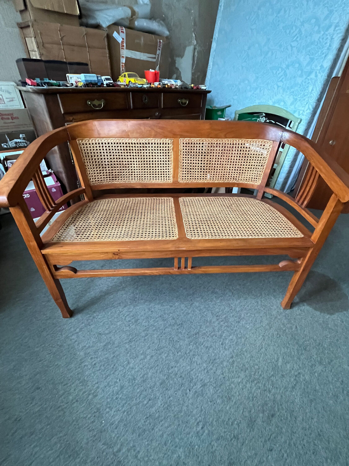 Banc canné style colonial