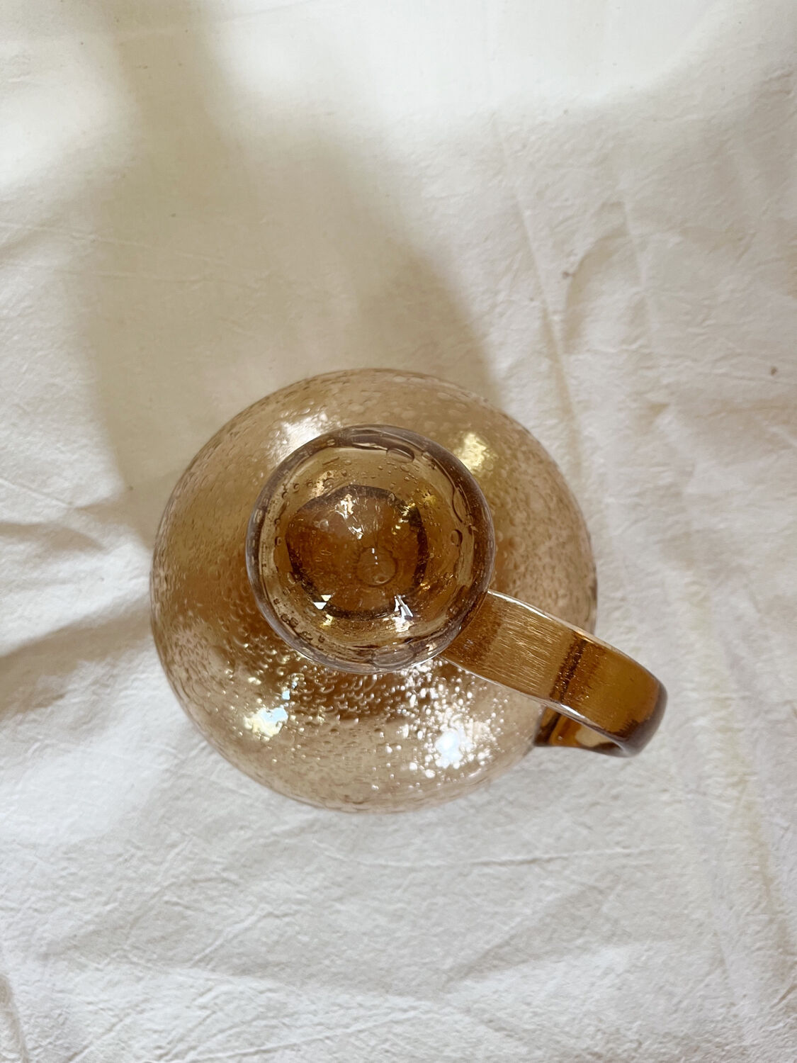 Bubbled glass decanter