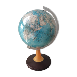 Globe terrestre lumineux