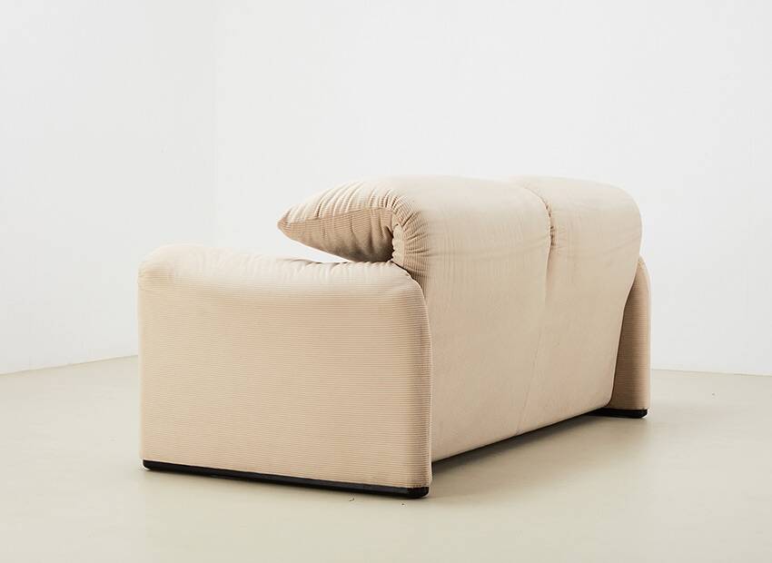 Vico Magistretti Maralunga Sofa for Cassina Italy 1973