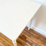Farmhouse table with drawer