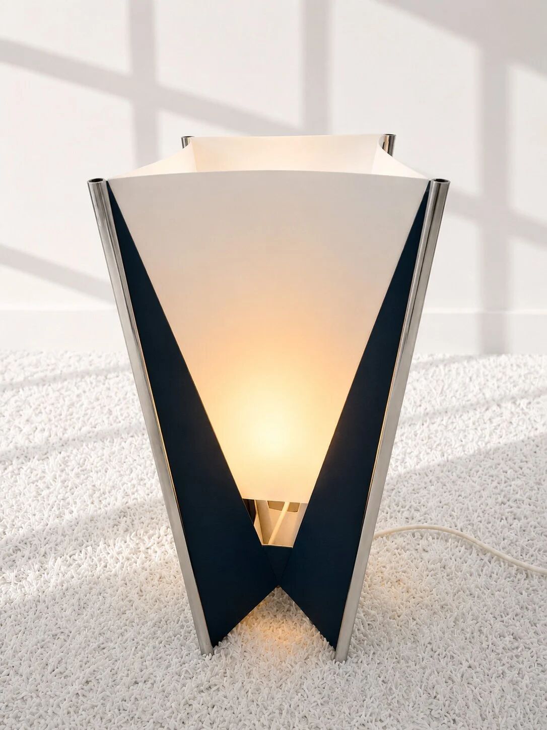 Table lamp "Style" for Knoll. Samuel Parker. 80s