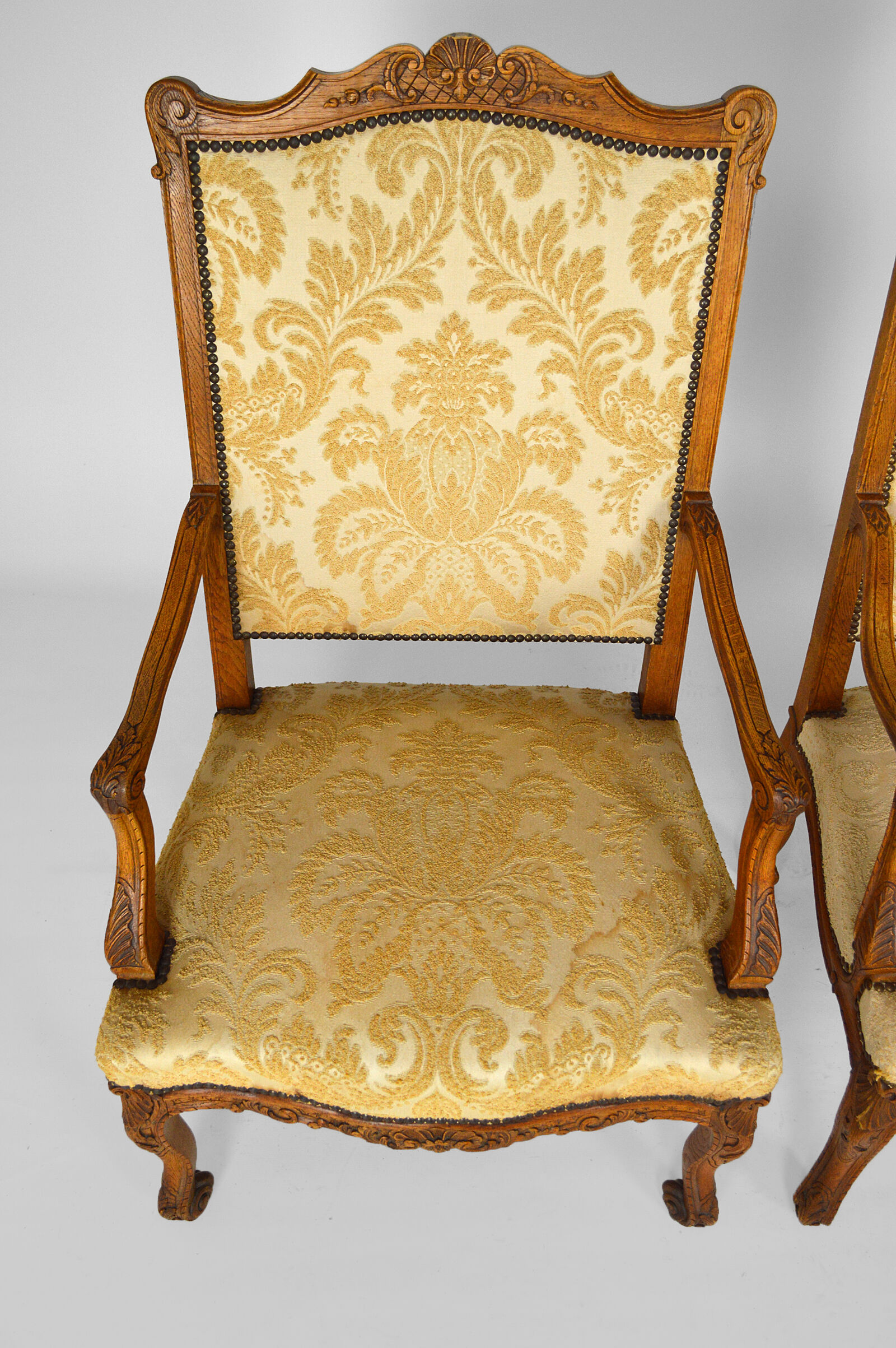Set of 2 armchairs in carved oak, Louis XV style