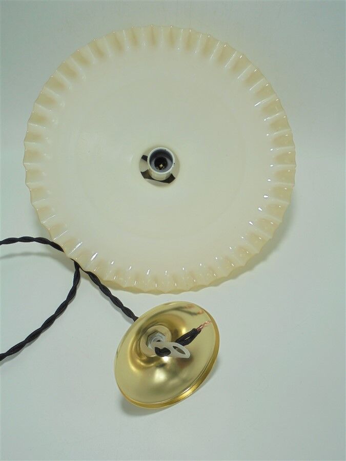 Suspension en opaline jaune