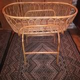 Rattan cradle
