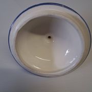 Ceramic pot with lid