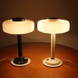 Ensemble de deux rares lampes de table noires et blanches Napako années 1960