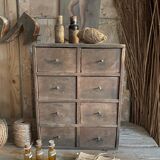 Petit meuble d’atelier