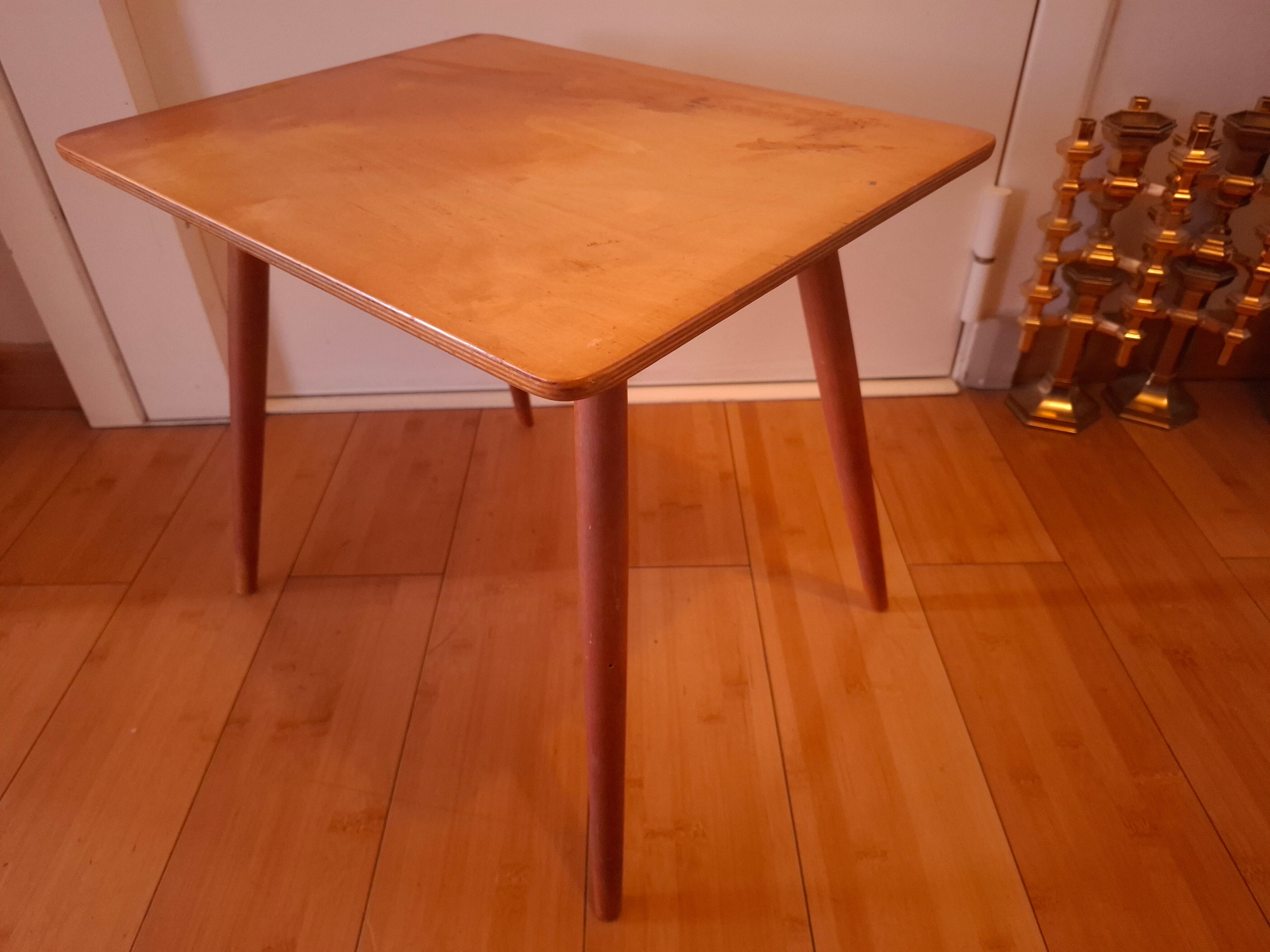 Side table with tapered legs