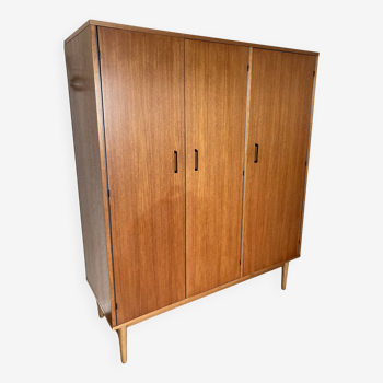 Armoire vintage style Scandinave années 60 en teck